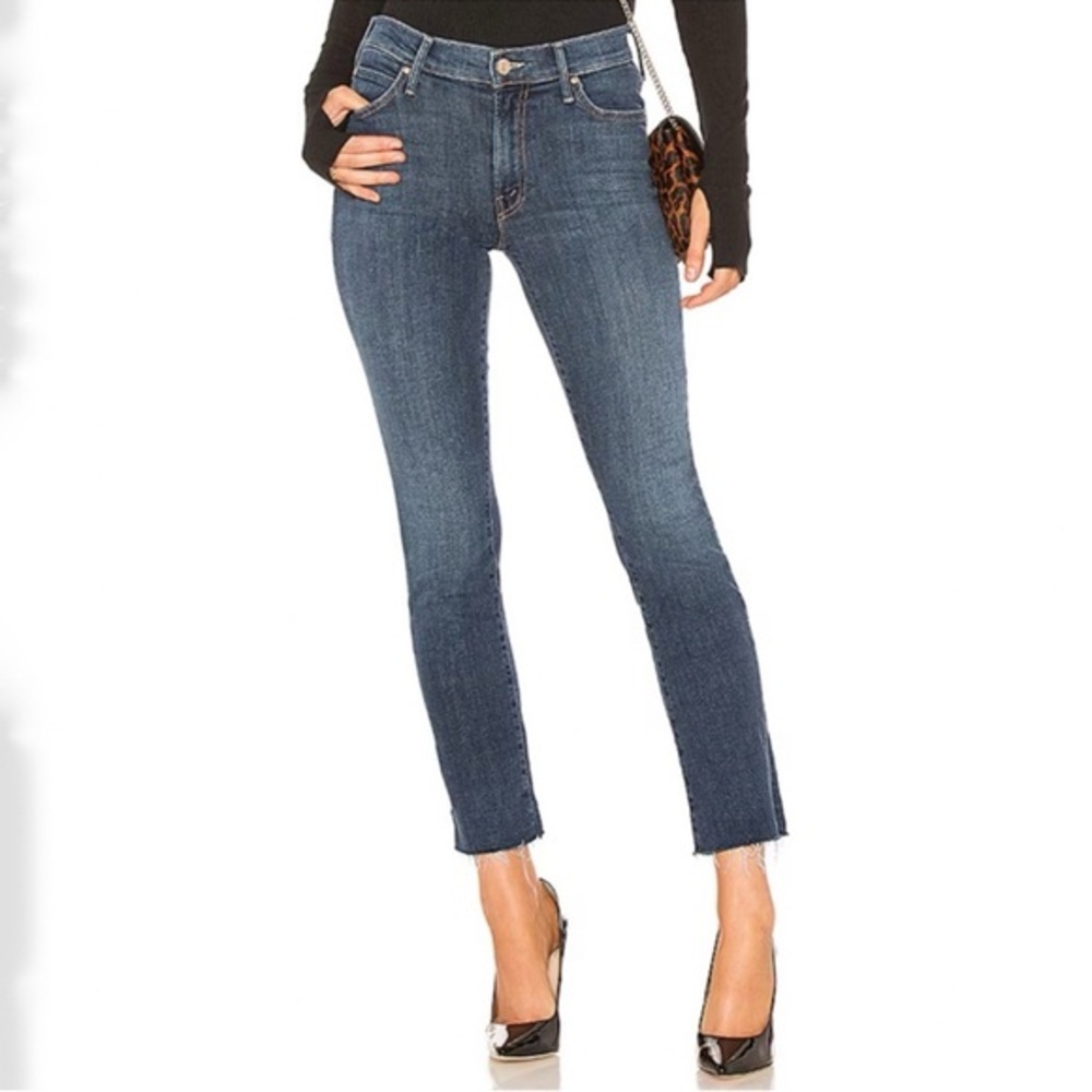 MOTHER RASCAL ANKLE SNIPPET GIRL CRUSH FRAYED CROP FITTED BLUE JEANS Size 30